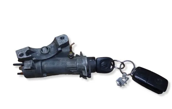 Volkswagen Golf IV Ignition lock 4B0905851C