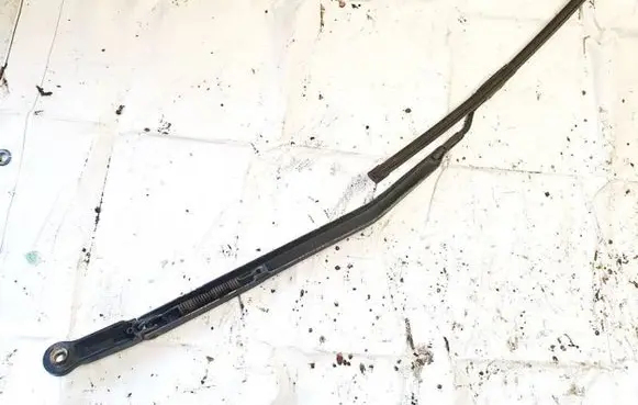 Nissan Primera Front wiper blade arm