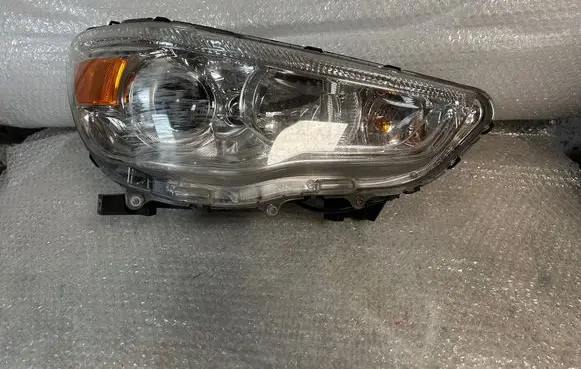 Mitsubishi ASX Headlight/headlamp 