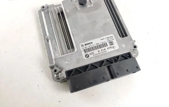 BMW 5 F10 F11 Engine control unit/module 8518479 0281018611