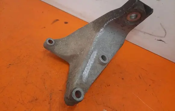 Volkswagen PASSAT B5.5 Engine mount vacuum valve 074199308