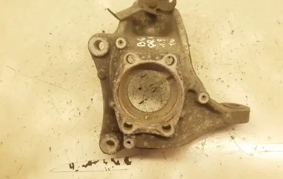 Volkswagen PASSAT B6 Front wheel hub spindle knuckle 3C0407257G