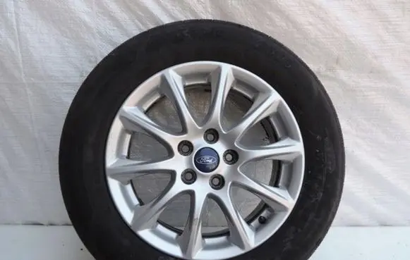 Ford Focus R15 alloy rim 