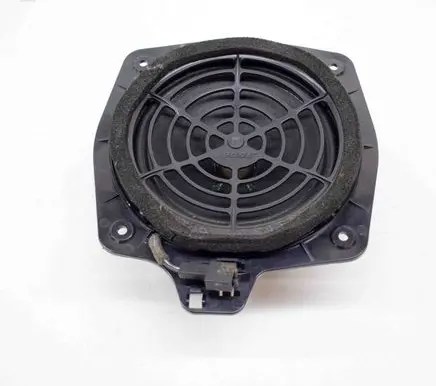 Audi A4 S4 B6 8E 8H Rear door speaker 8H0035411A