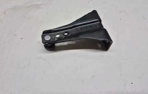 Chrysler Town u0026 Country V Sliding door upper roller guide/hinge 05020899AF