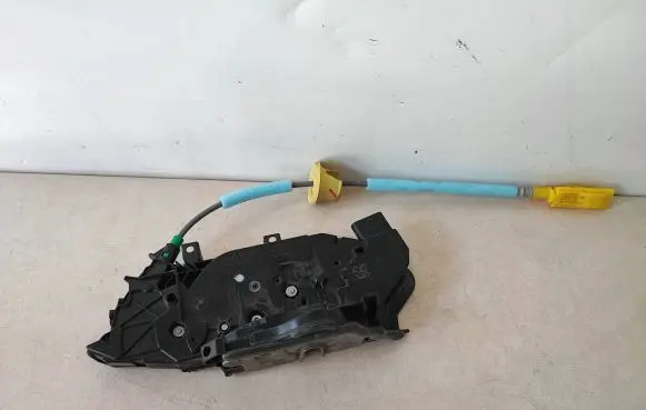 BMW 4 G22 G23 G24 G26 Rear door lock 7445053 45673123