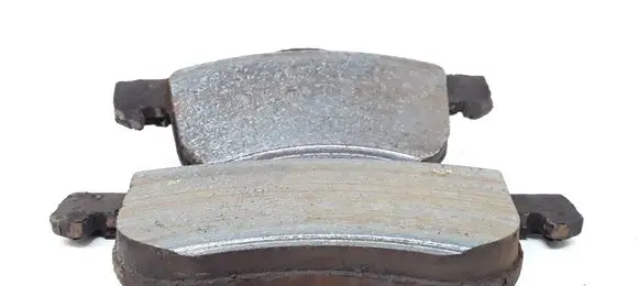 Volvo V70 Brake pads (front) 
