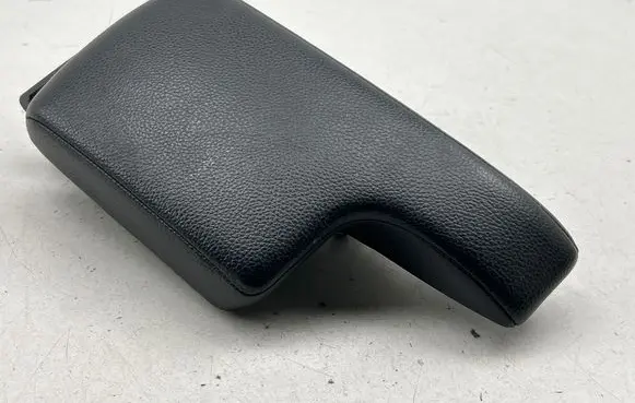 Mercedes-Benz B W245 Armrest A1696801939 106821