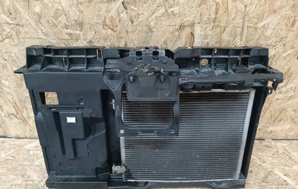 Peugeot 2008 I Radiator support slam panel