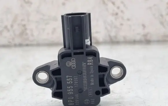 Audi A4 S4 B7 8E 8H Airbag deployment crash/impact sensor 8P0955557
