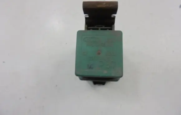 Ford Escort Other relay 94FG13A025A1B