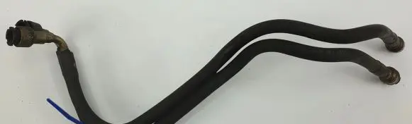 Volvo S40, V40 Fuel line pipe