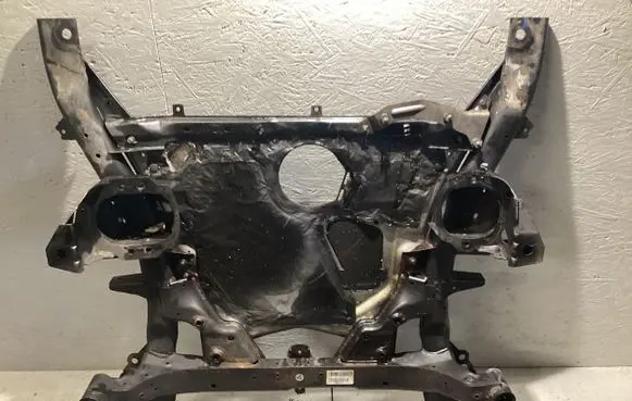 BMW X6 E71 Front subframe P677935703 T4303146 439314