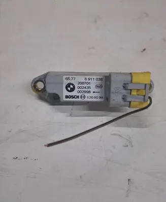 BMW X5 E53 Airbag deployment crash/impact sensor 6911038