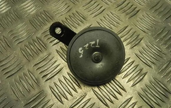 Nissan Qashqai Horn signal 25620HV00B M3020