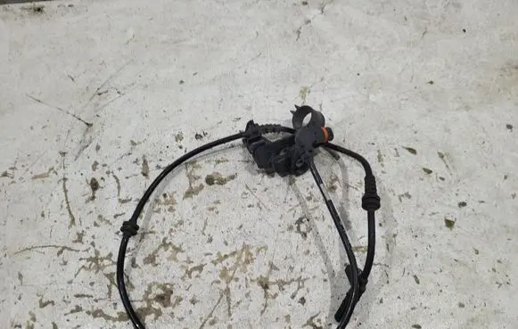 Mercedes-Benz SL R231 ABS brake wheel speed sensor A2319053101