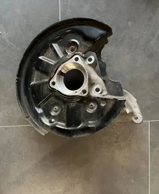 Volkswagen Tiguan Rear wheel hub spindle/knuckle 5QN505436A
