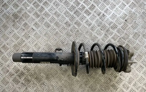 BMW 3 G20 G21 Front shock absorber with coil spring 6889272 22342357
