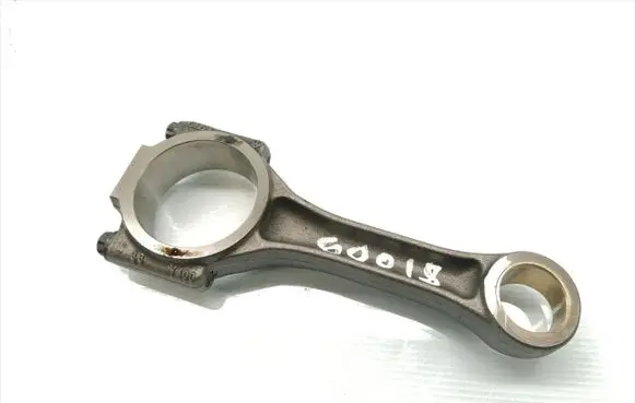 Volkswagen Golf V Connecting rod/conrod 038J