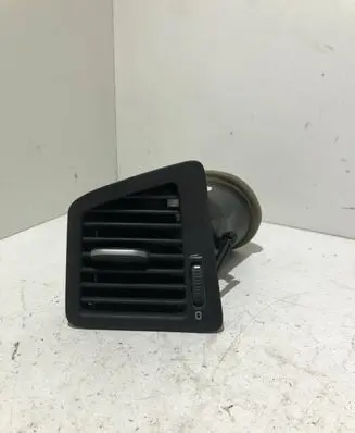 Volvo V70 Dash center air vent grill 3409373