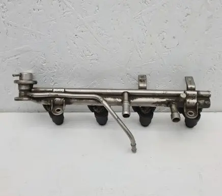 BMW 3 E46 Fuel main line pipe 1743378 0280160503