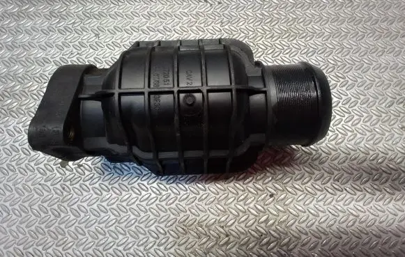 Peugeot Partner Intercooler hose/pipe 9687261180