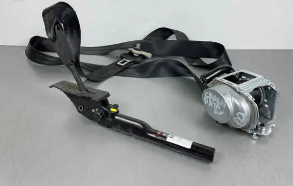 Nissan X-Trail T33 Front seatbelt P34314376E