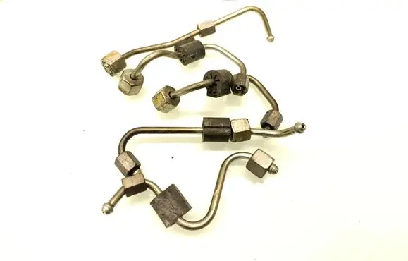 Jeep Renegade Fuel injector supply line/pipe 55273230