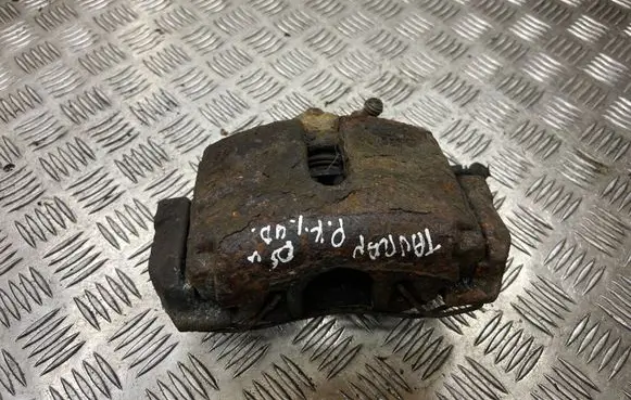 Volkswagen Touran I Front brake caliper