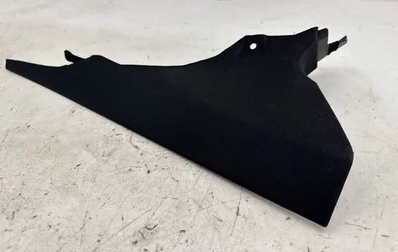 BMW 4 F32 F33 (C) pillar trim 7276896
