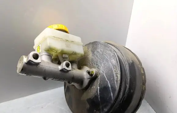 Subaru Outback Brake booster 86406228
