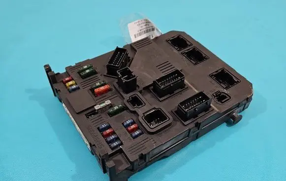 Peugeot 206 Central body control module 9646777280 IMPRK1392595