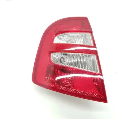 Skoda Fabia Mk1 (6Y) Rear/tail lights 11A314B 6Y6945257