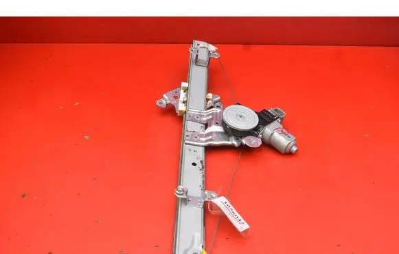 Nissan Leaf I (ZE0) Front door window regulator with motor 807313NA0B