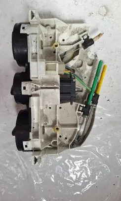 Volkswagen Golf IV Climate control unit 1J0819045