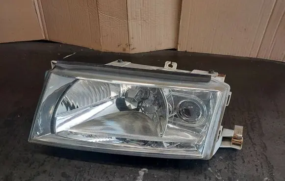 Headlight/headlamp