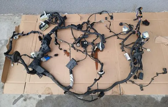 Ford Focus Engine installation wiring loom JX6T-91KD85394