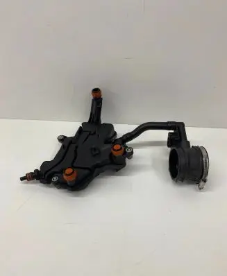 Mercedes-Benz C AMG W205 Oil breather separator A1770782400 72416911