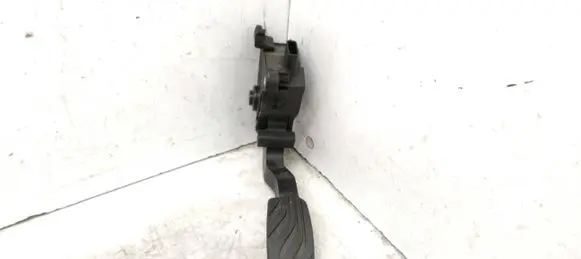 Renault Megane IV Accelerator throttle pedal 180020000R