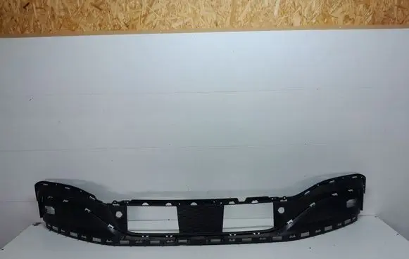 Ford Mustang Mach-E Intercooler air guide/duct channel LJ9B8475AE