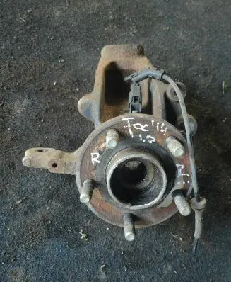 Ford Focus Front wheel hub
