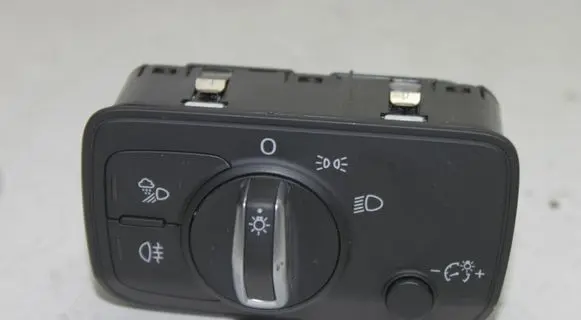 Audi TT TTS RS Mk3 8S Light switch 8V0941531T