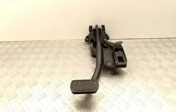 Tesla Model Y Juniper Brake pedal P218869150C