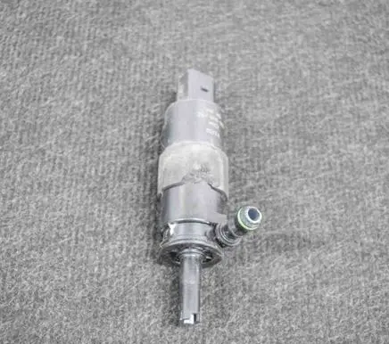 Audi Q5 SQ5 Windscreen/windshield washer pump 3B7955681