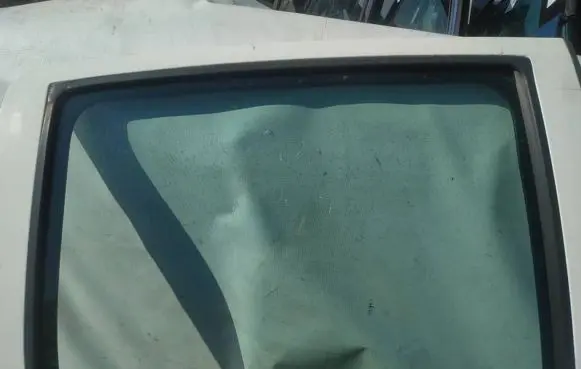 Fiat Idea Rear door window glass as2