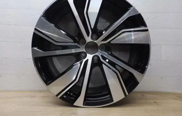 R20 alloy rim