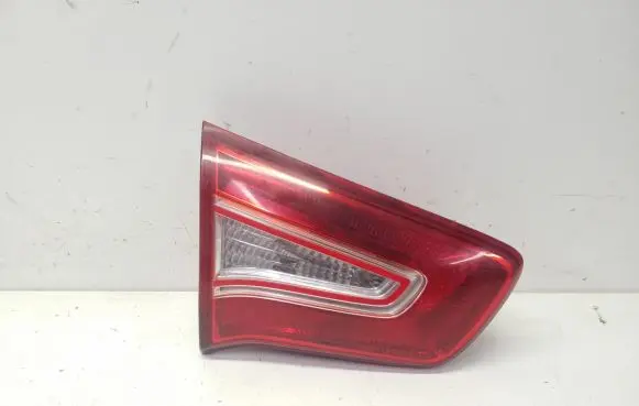 KIA Sportage Tailgate rear/tail lights