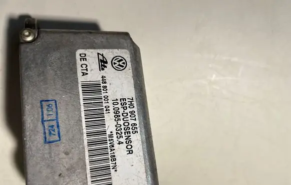 Volkswagen Transporter - Caravelle T5 ESP acceleration yaw rate sensor 7H0907655