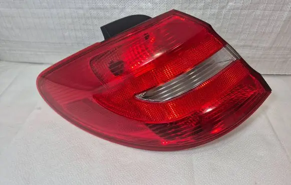 Mercedes-Benz B W246 W242 Rear/tail lights A2468200164 607001 YAP4023811