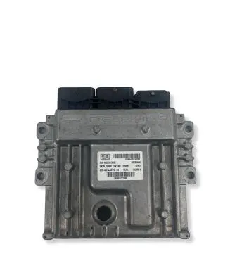 Isuzu Trooper Engine control unit/module 1996SA40150028 28381996 9666912580